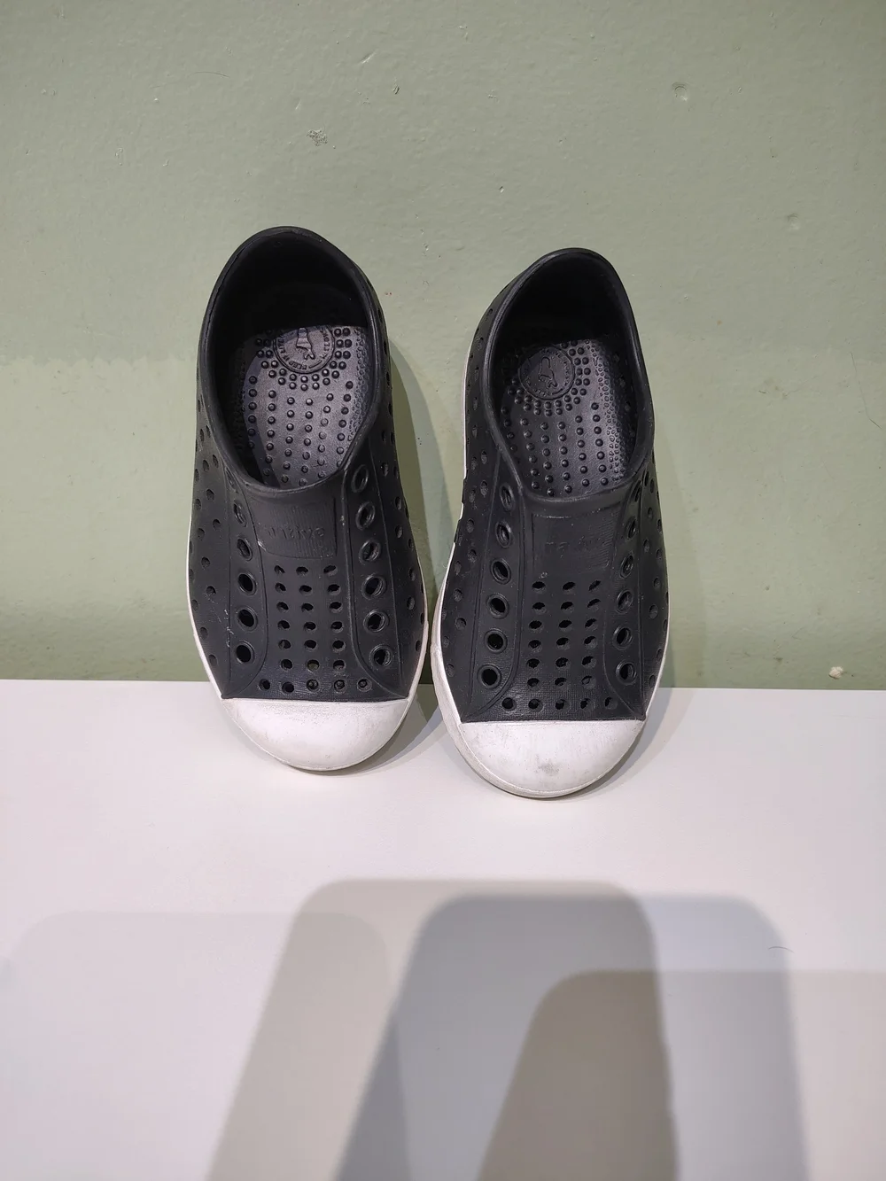 Native Black Slip On Water Shoes Toddler Size Sze 7 Waterproof Boys Girls